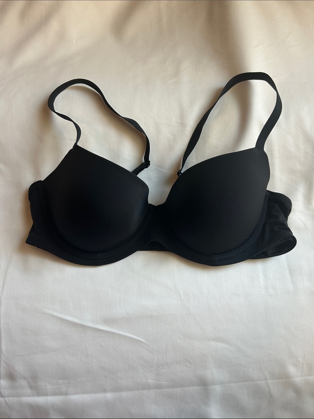 Amazon Essentials Women's Smooth Black T-Shirt Bra